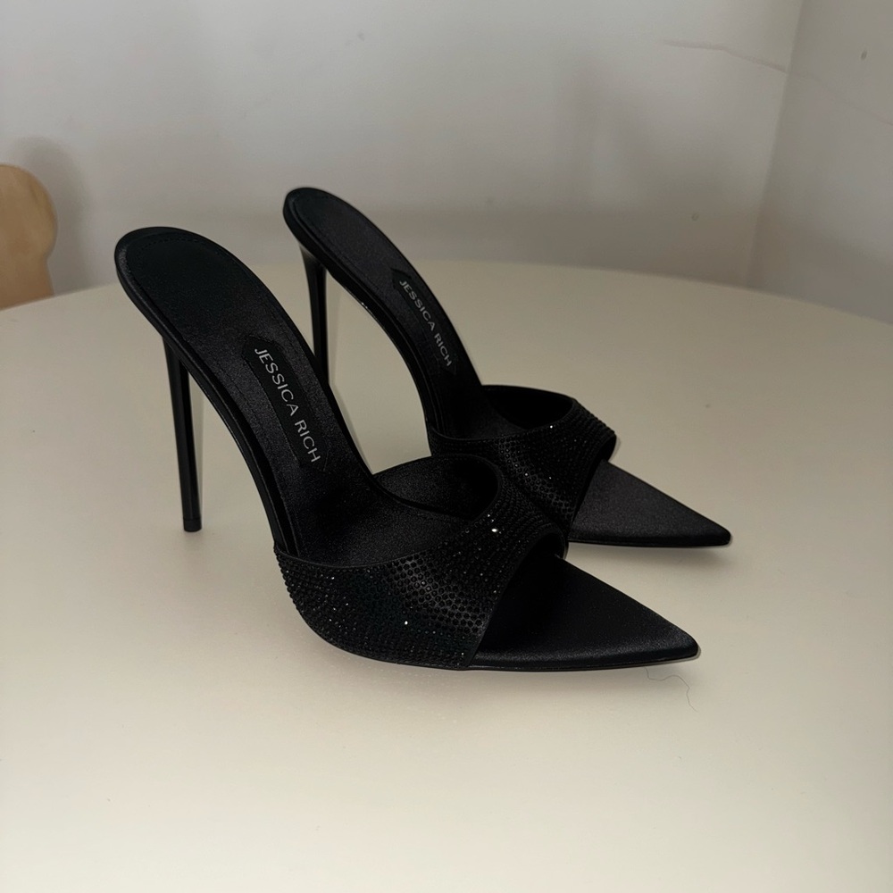 Jessica Rich Black Stiletto Heels